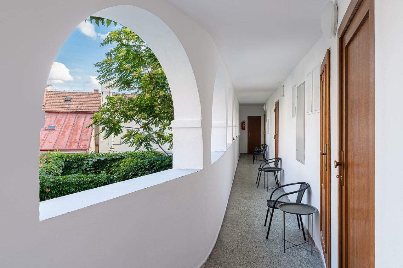 Penzion Maxwilliam Znojmo Exterior foto